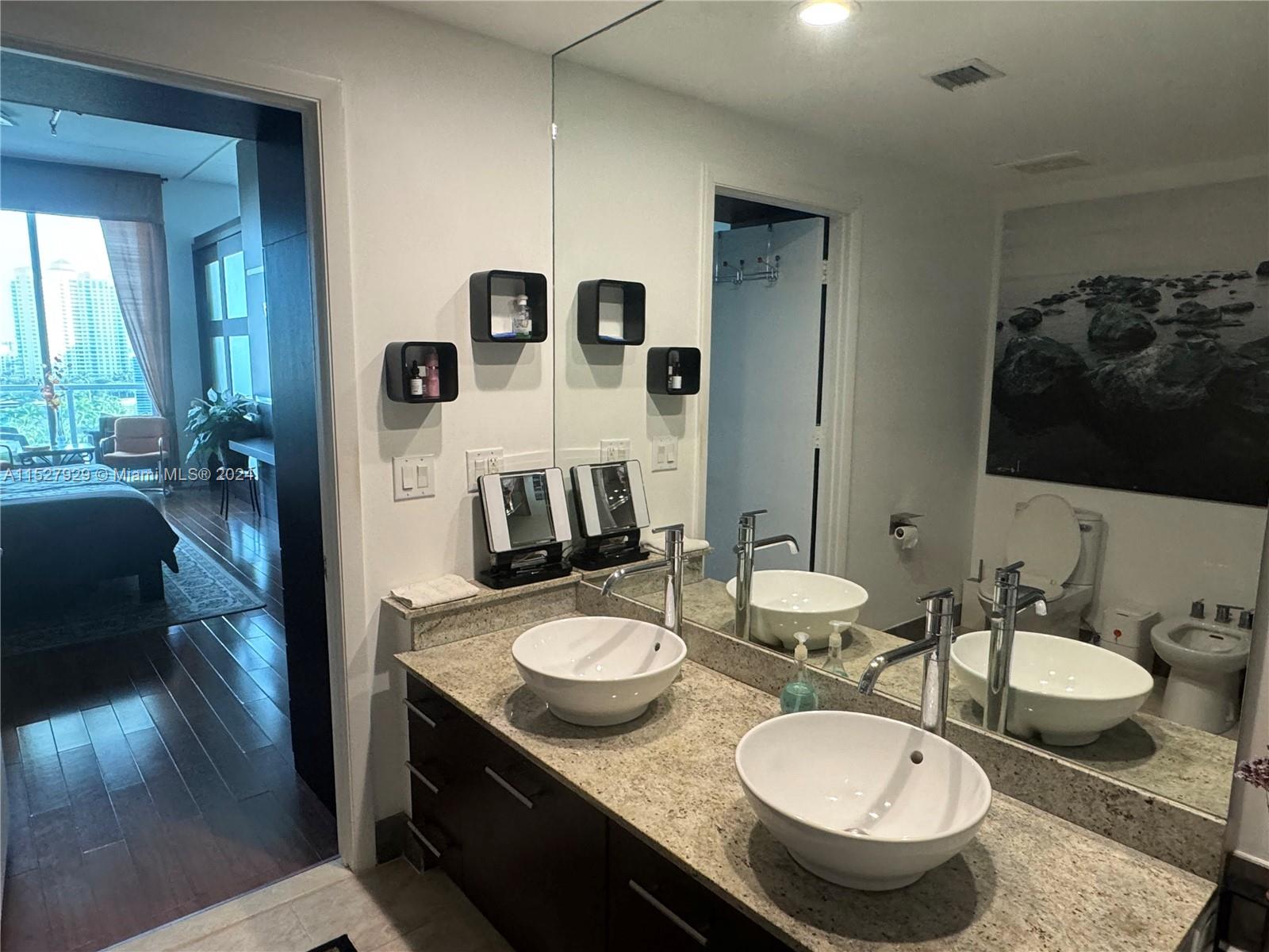3029 188th St, Aventura, FL, 33180 United States, 2 Bedrooms Bedrooms, ,2 BathroomsBathrooms,Residential,For Sale,188th St,A11527929