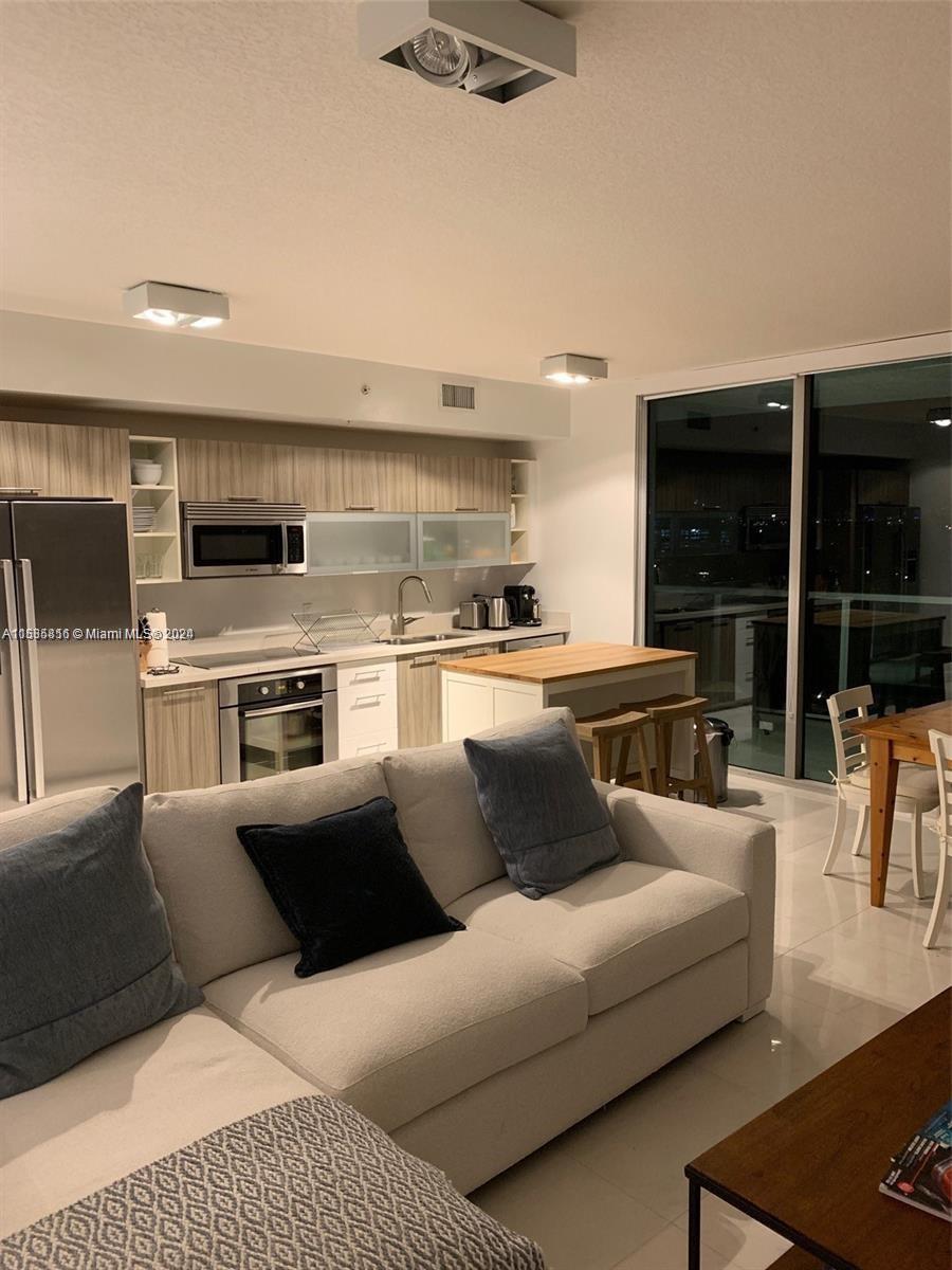 6700 Indian Creek Dr 1207, Miami Beach, Florida 33141, 3 Bedrooms Bedrooms, ,2 BathroomsBathrooms,Residentiallease,For Rent,6700 Indian Creek Dr 1207,A11535816