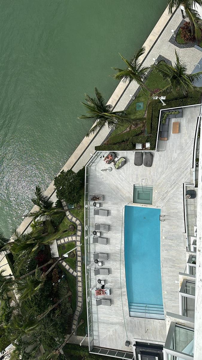 6700 Indian Creek Dr 1207, Miami Beach, Florida 33141, 3 Bedrooms Bedrooms, ,2 BathroomsBathrooms,Residentiallease,For Rent,6700 Indian Creek Dr 1207,A11535816