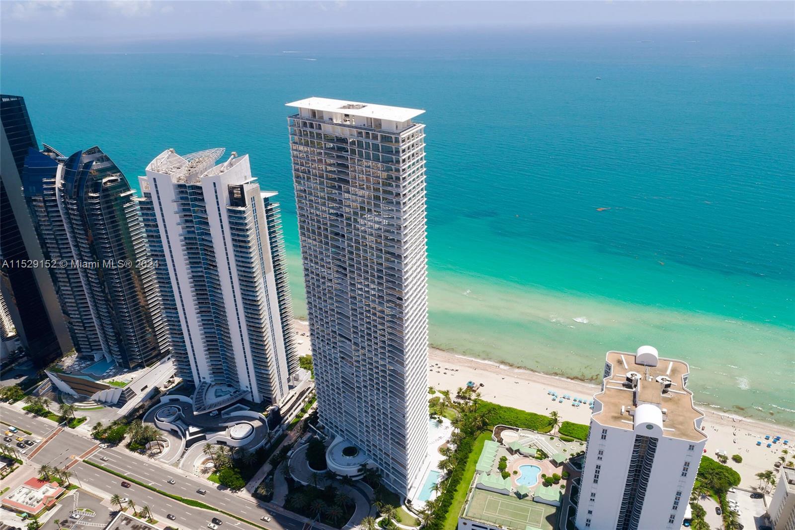 16901 Collins Ave, Sunny Isles Beach, FL, 33160 United States, 3 Bedrooms Bedrooms, ,4 BathroomsBathrooms,Residential,For Sale,Collins Ave,A11529152