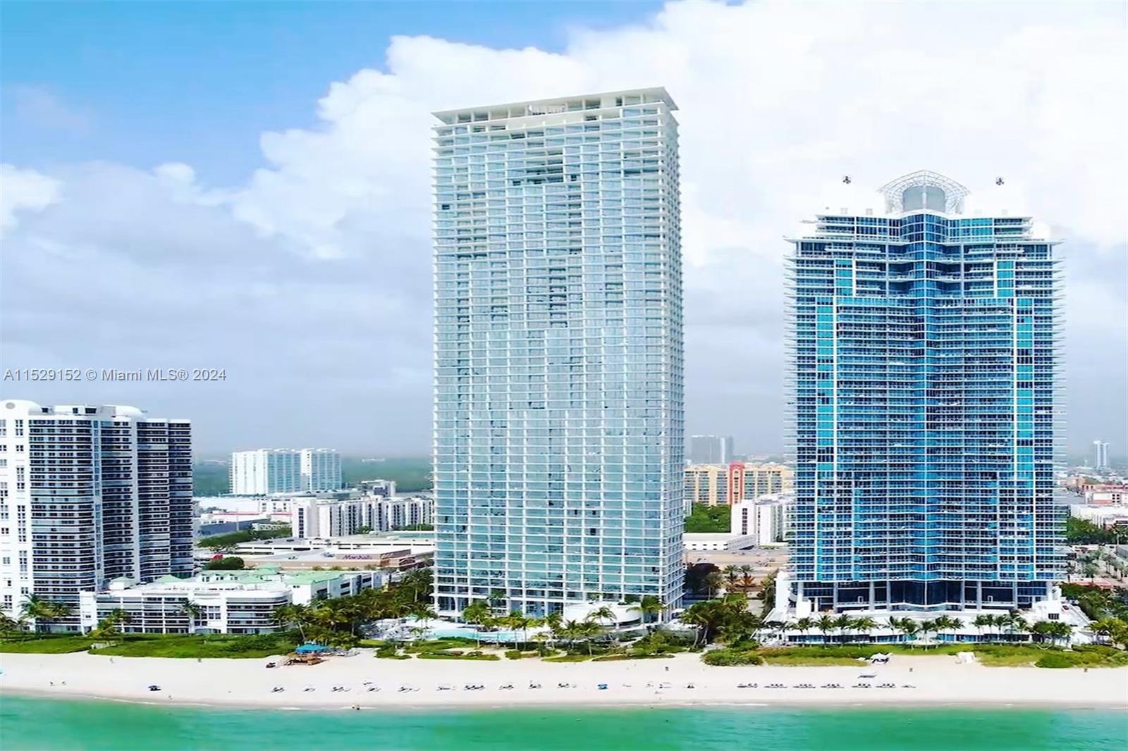 16901 Collins Ave, Sunny Isles Beach, FL, 33160 United States, 3 Bedrooms Bedrooms, ,4 BathroomsBathrooms,Residential,For Sale,Collins Ave,A11529152