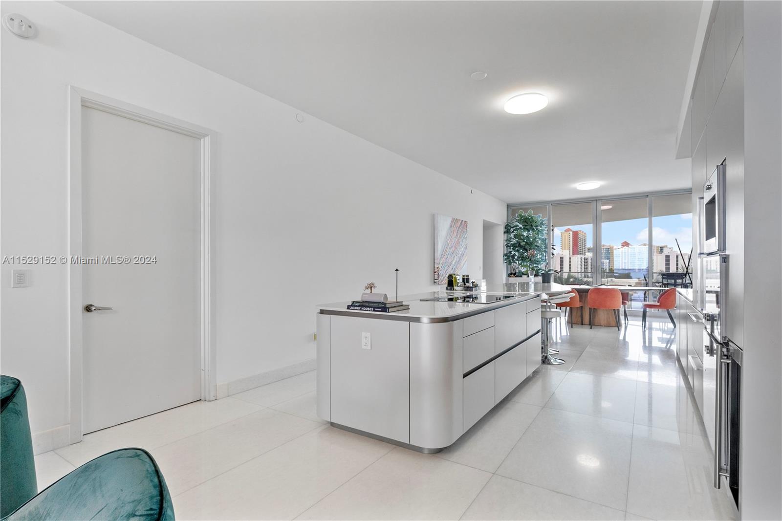 16901 Collins Ave, Sunny Isles Beach, FL, 33160 United States, 3 Bedrooms Bedrooms, ,4 BathroomsBathrooms,Residential,For Sale,Collins Ave,A11529152