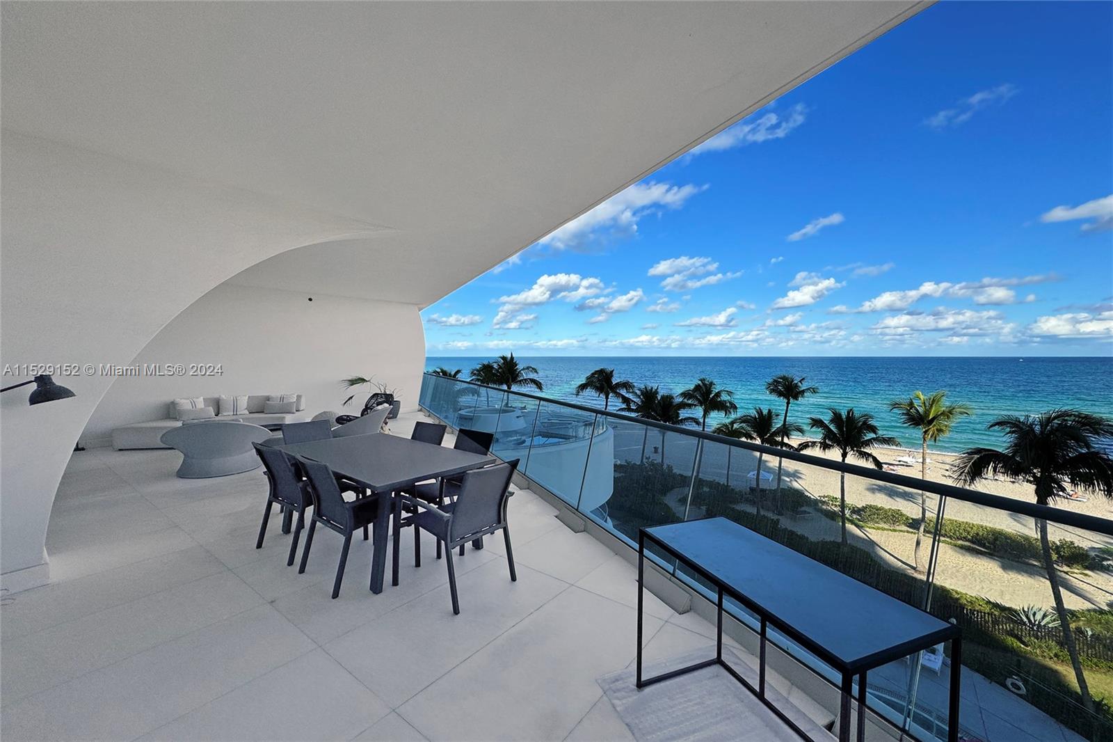 16901 Collins Ave, Sunny Isles Beach, FL, 33160 United States, 3 Bedrooms Bedrooms, ,4 BathroomsBathrooms,Residential,For Sale,Collins Ave,A11529152