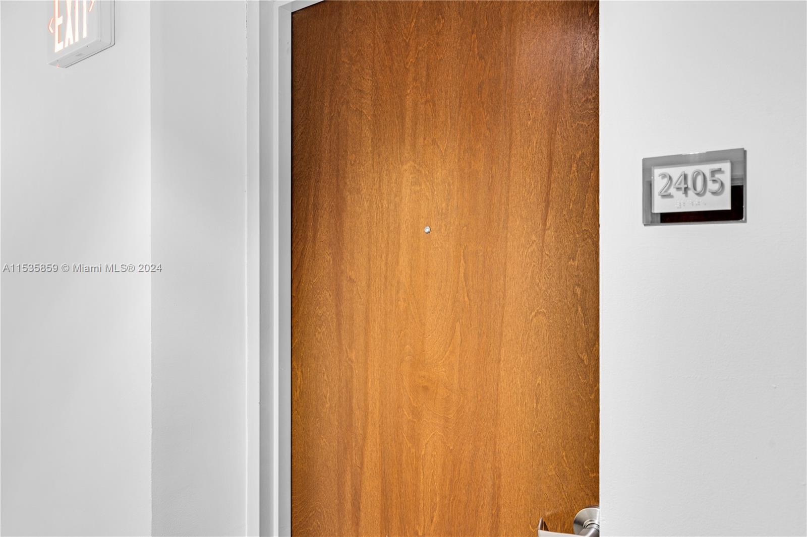 6365 Collins Ave 2405, Miami Beach, Florida 33141, 1 Bedroom Bedrooms, ,1 BathroomBathrooms,Residential,For Sale,6365 Collins Ave 2405,A11535859