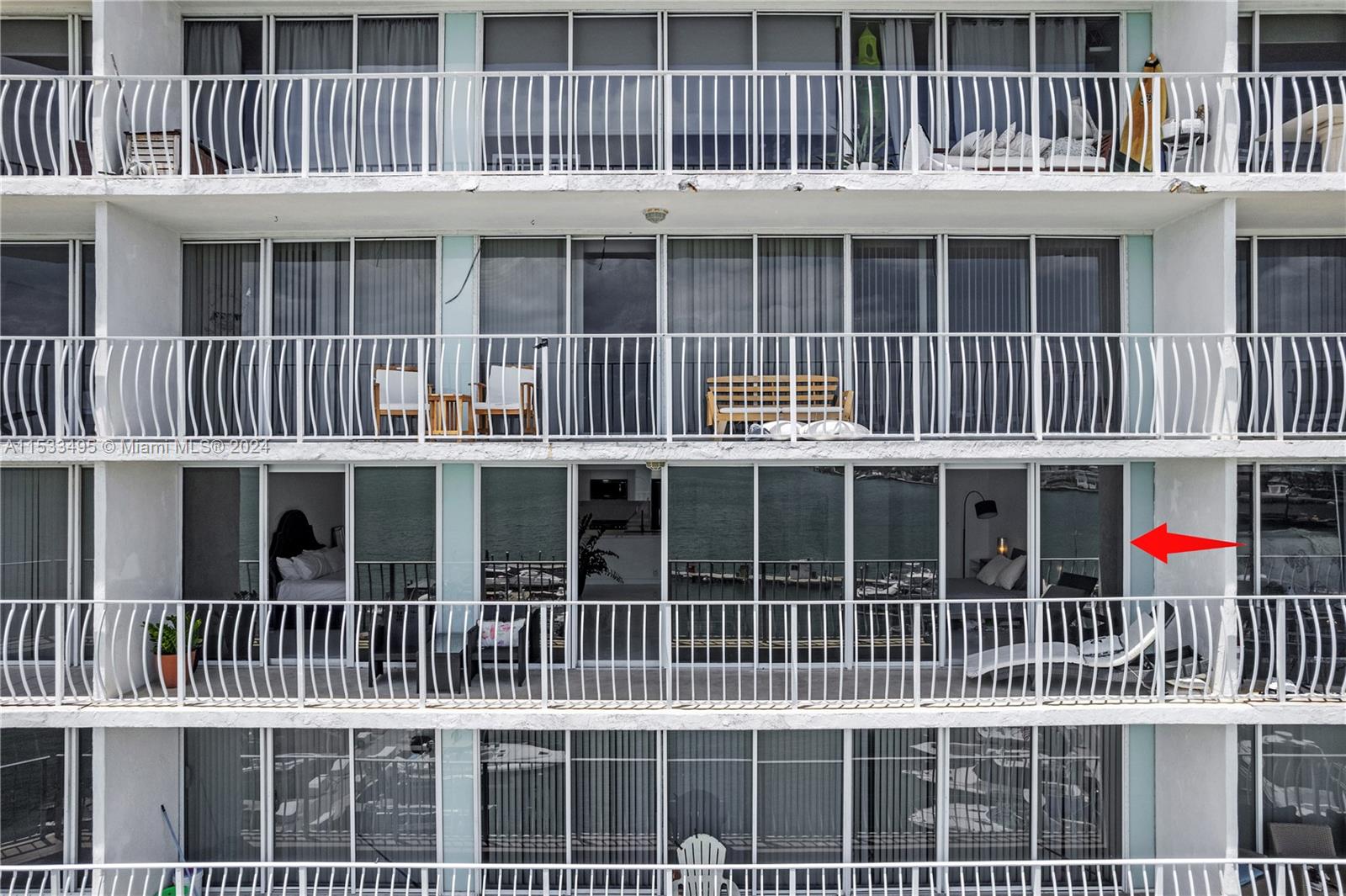 7601 E Treasure Dr 819, North Bay Village, Florida 33141, 2 Bedrooms Bedrooms, ,2 BathroomsBathrooms,Residentiallease,For Rent,7601 E Treasure Dr 819,A11533495