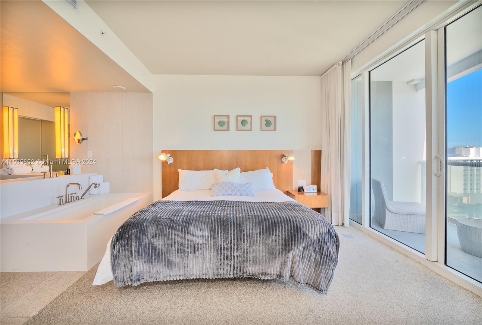 3101 Bayshore Dr, Fort Lauderdale, FL, 33304 United States, 1 Bedroom Bedrooms, ,1 BathroomBathrooms,Residential,For Sale,Bayshore Dr,A11535852