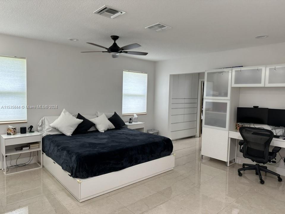 3440 N 40th St, Hollywood, Florida 33021, 3 Bedrooms Bedrooms, ,3 BathroomsBathrooms,Residential,For Sale,3440 N 40th St,A11535844