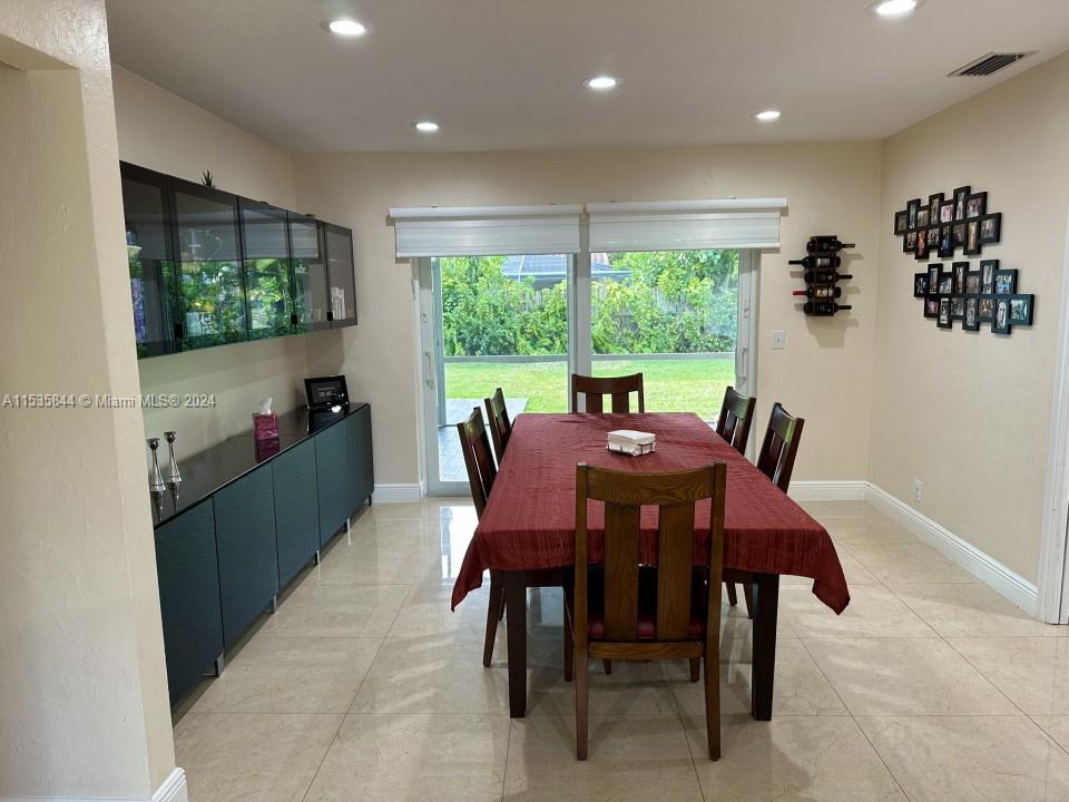 3440 N 40th St, Hollywood, Florida 33021, 3 Bedrooms Bedrooms, ,3 BathroomsBathrooms,Residential,For Sale,3440 N 40th St,A11535844