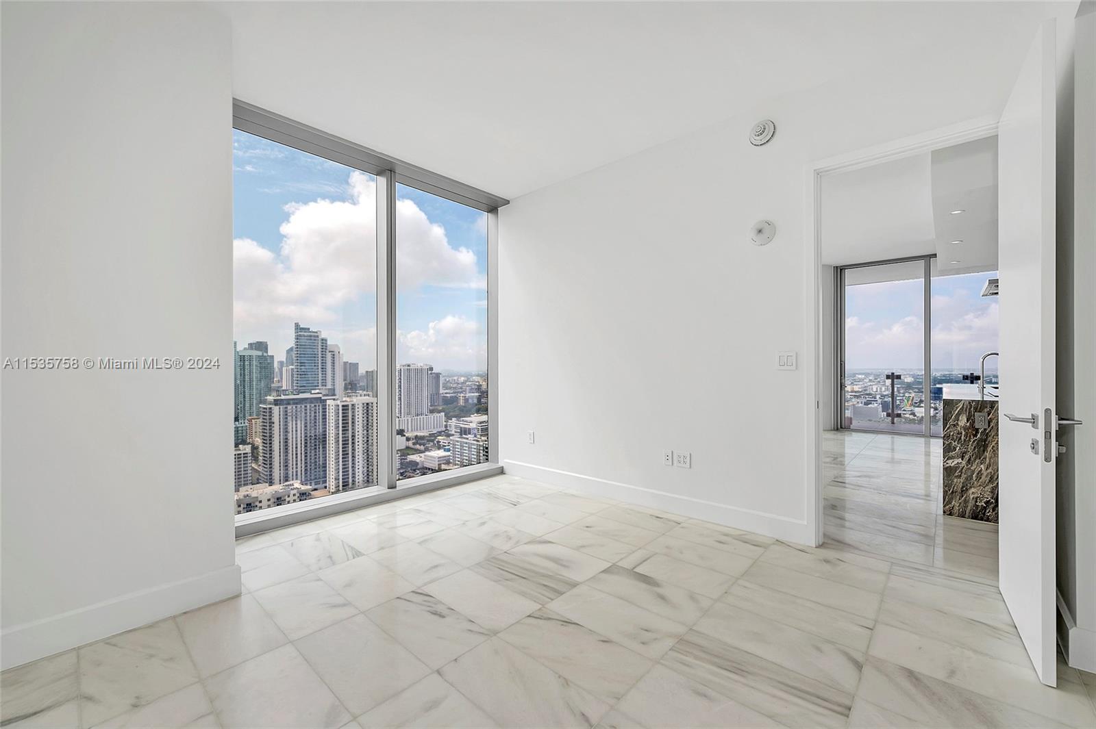 700 NE 26th Ter 3605, Miami, Florida 33137, 2 Bedrooms Bedrooms, ,2 BathroomsBathrooms,Residential,For Sale,700 NE 26th Ter 3605,A11535758
