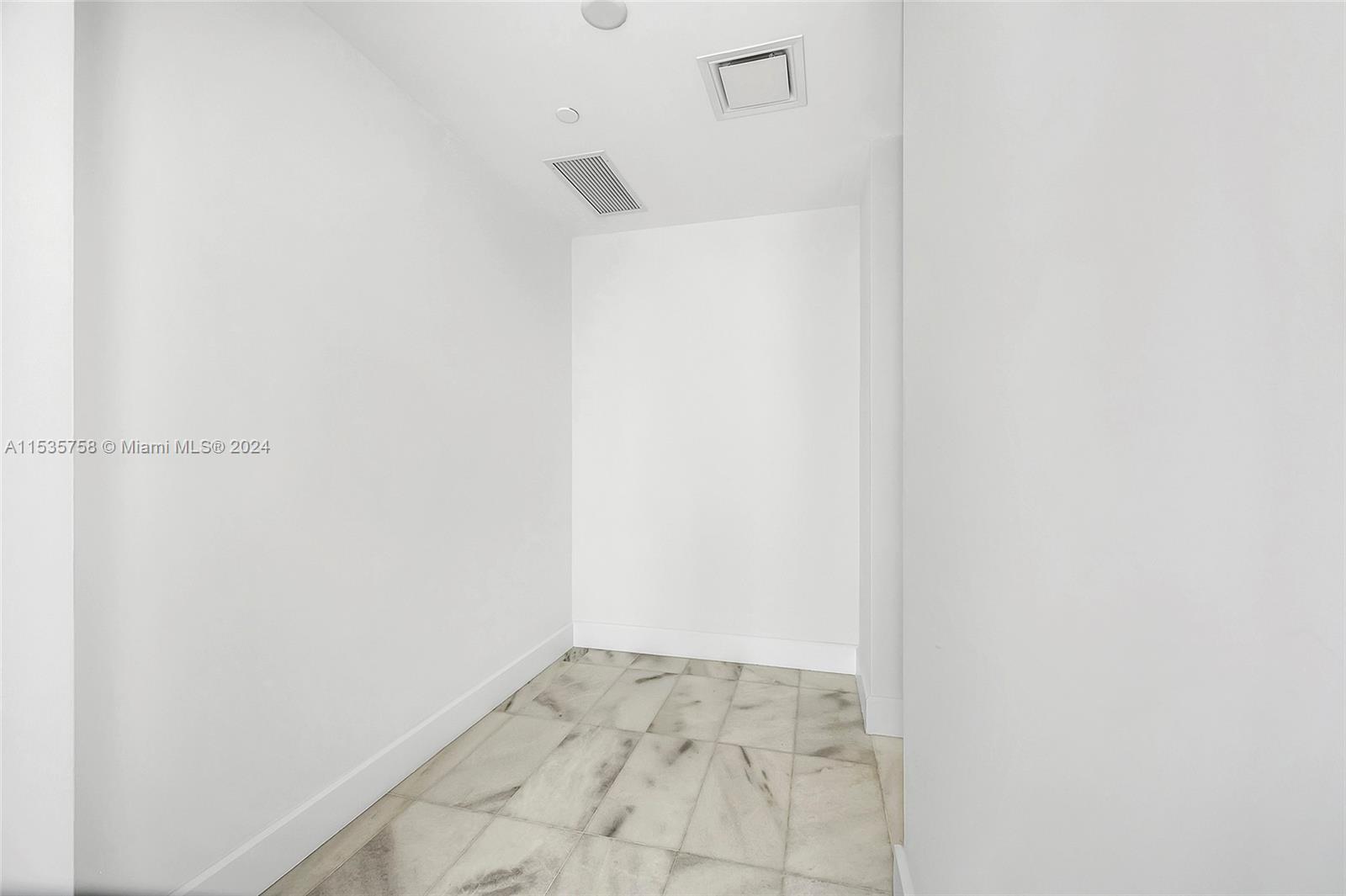 700 NE 26th Ter 3605, Miami, Florida 33137, 2 Bedrooms Bedrooms, ,2 BathroomsBathrooms,Residential,For Sale,700 NE 26th Ter 3605,A11535758