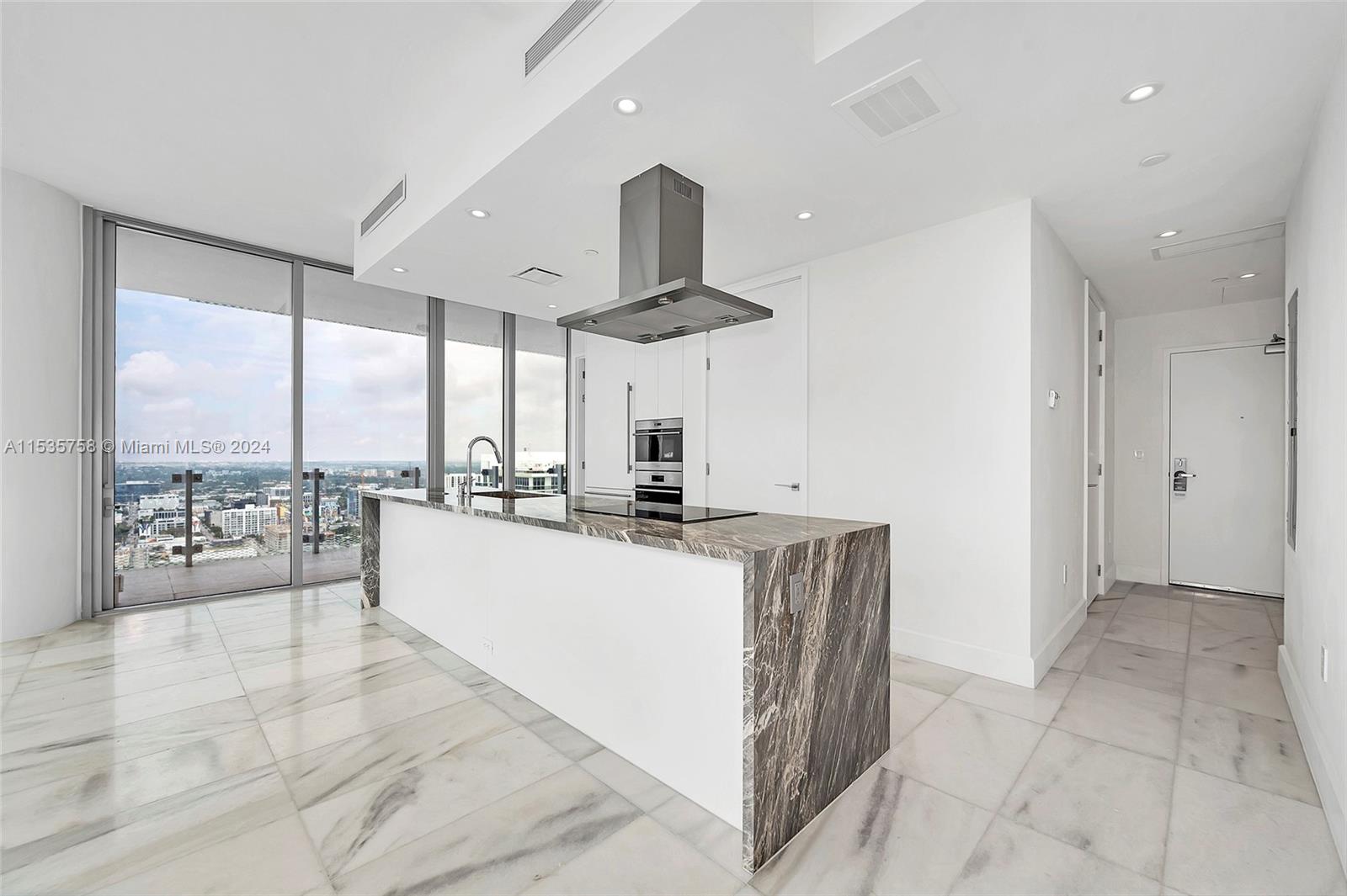 700 NE 26th Ter 3605, Miami, Florida 33137, 2 Bedrooms Bedrooms, ,2 BathroomsBathrooms,Residential,For Sale,700 NE 26th Ter 3605,A11535758