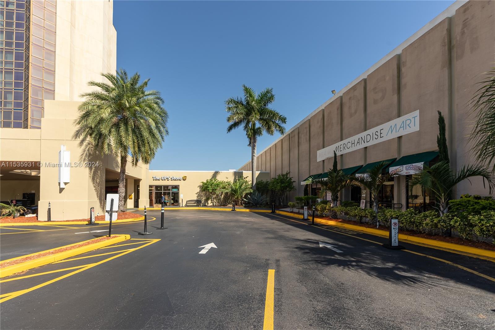 777 NW 72nd Ave 1001, Miami, Florida 33126, ,Commerciallease,For Rent,777 NW 72nd Ave 1001,A11535931