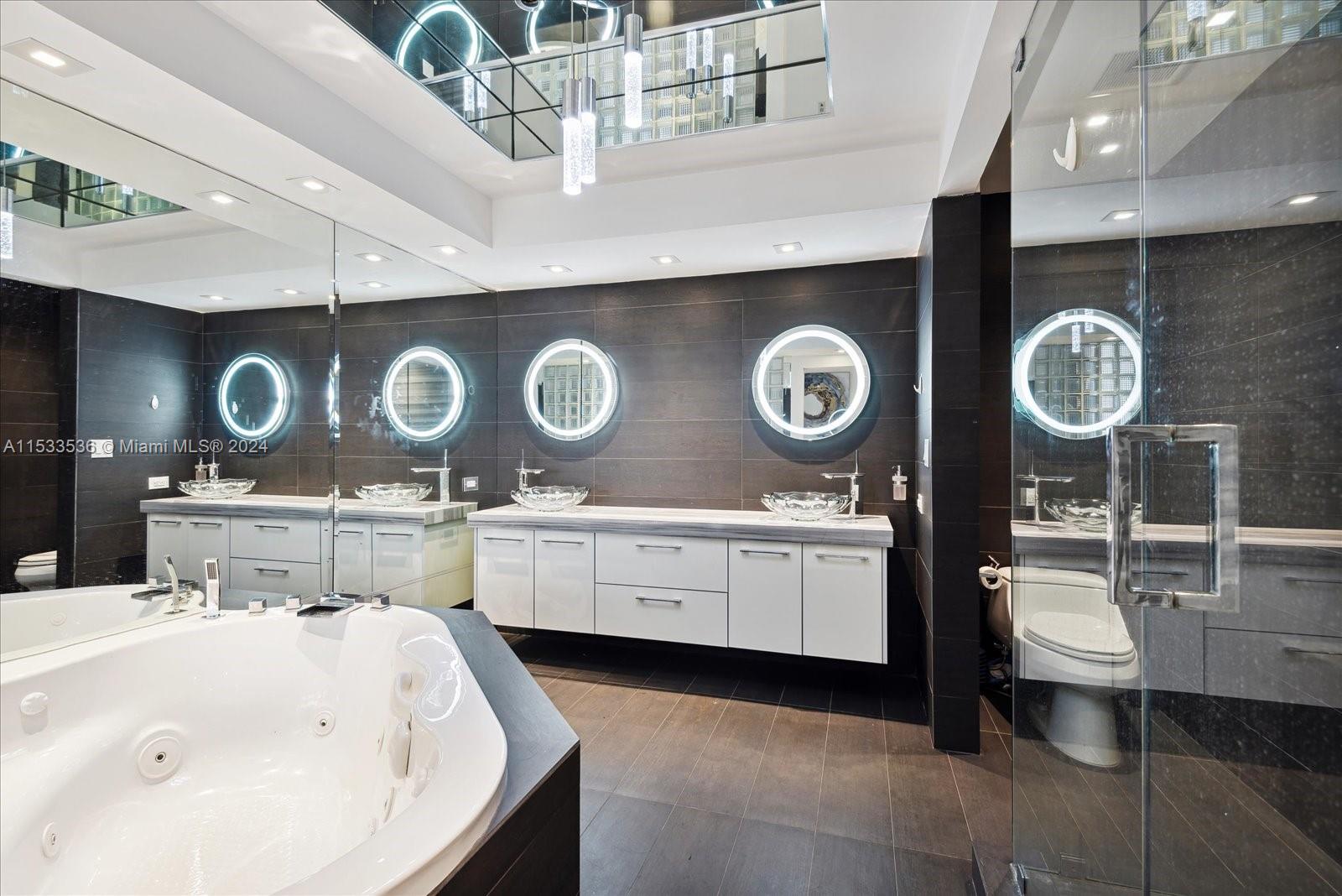 19707 Turnberry Way PHD, Aventura, Florida 33180, 2 Bedrooms Bedrooms, ,2 BathroomsBathrooms,Residentiallease,For Rent,19707 Turnberry Way PHD,A11533536