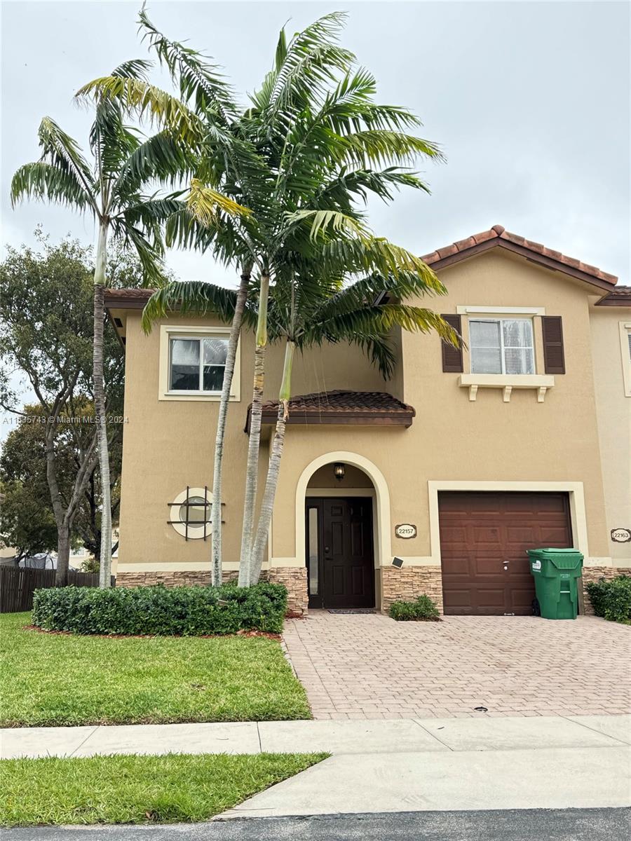 22157 SW 89th Ave  For Sale A11535743, FL