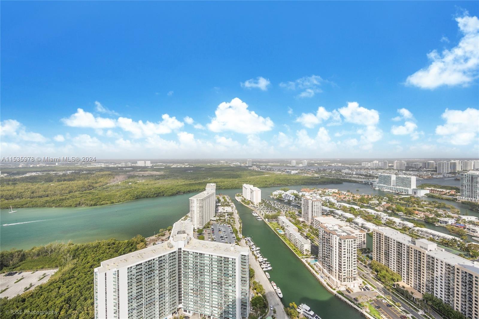 15701 Collins Ave 4303, Sunny Isles Beach, Florida 33160, 2 Bedrooms Bedrooms, ,2 BathroomsBathrooms,Residentiallease,For Rent,15701 Collins Ave 4303,A11535978