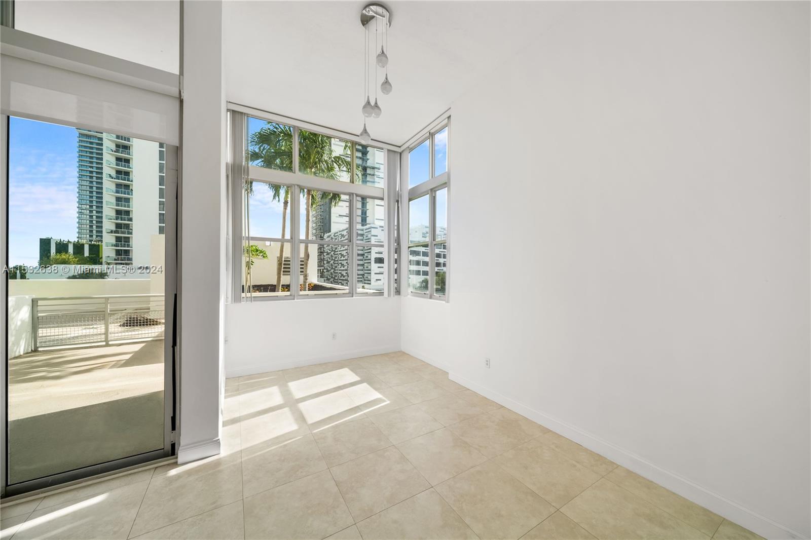 2200 NE 4th Ave 402, Miami, Florida 33137, 1 Bedroom Bedrooms, ,2 BathroomsBathrooms,Residentiallease,For Rent,2200 NE 4th Ave 402,A11532638