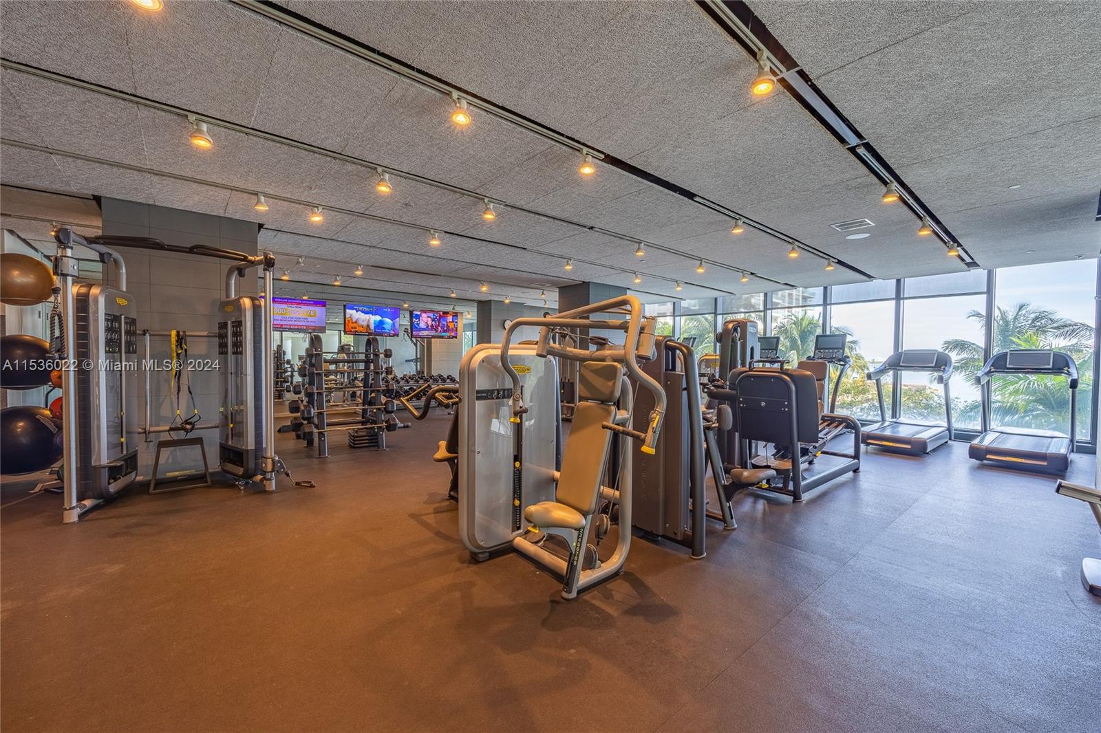 460 NE 28 St 4202, Miami, Florida 33137, 5 Bedrooms Bedrooms, ,4 BathroomsBathrooms,Residential,For Sale,460 NE 28 St 4202,A11536022