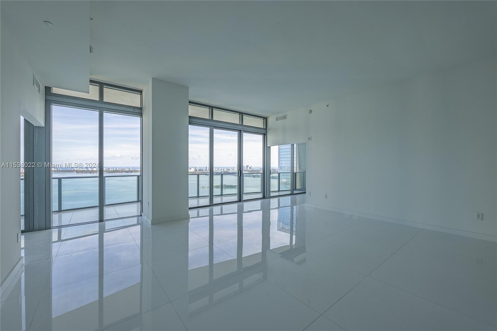 460 NE 28 St 4202, Miami, Florida 33137, 5 Bedrooms Bedrooms, ,4 BathroomsBathrooms,Residential,For Sale,460 NE 28 St 4202,A11536022