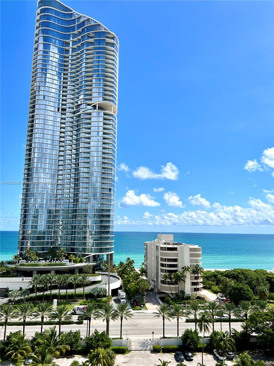 100 Bayview Dr, Sunny Isles Beach, FL, 33160 United States, 1 Bedroom Bedrooms, ,1 BathroomBathrooms,Residential,For Sale,Bayview Dr,A11535885