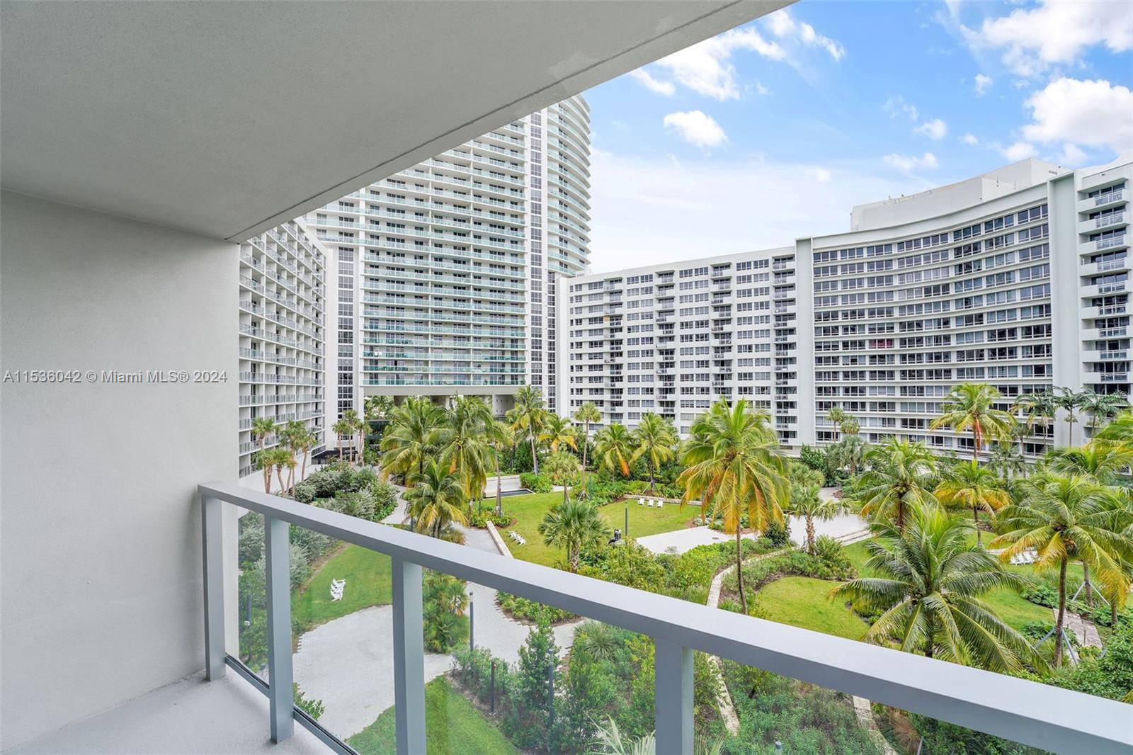 1500 Bay Rd N-1019, Miami Beach, Florida 33139, 1 Bedroom Bedrooms, ,1 BathroomBathrooms,Residentiallease,For Rent,1500 Bay Rd N-1019,A11536042