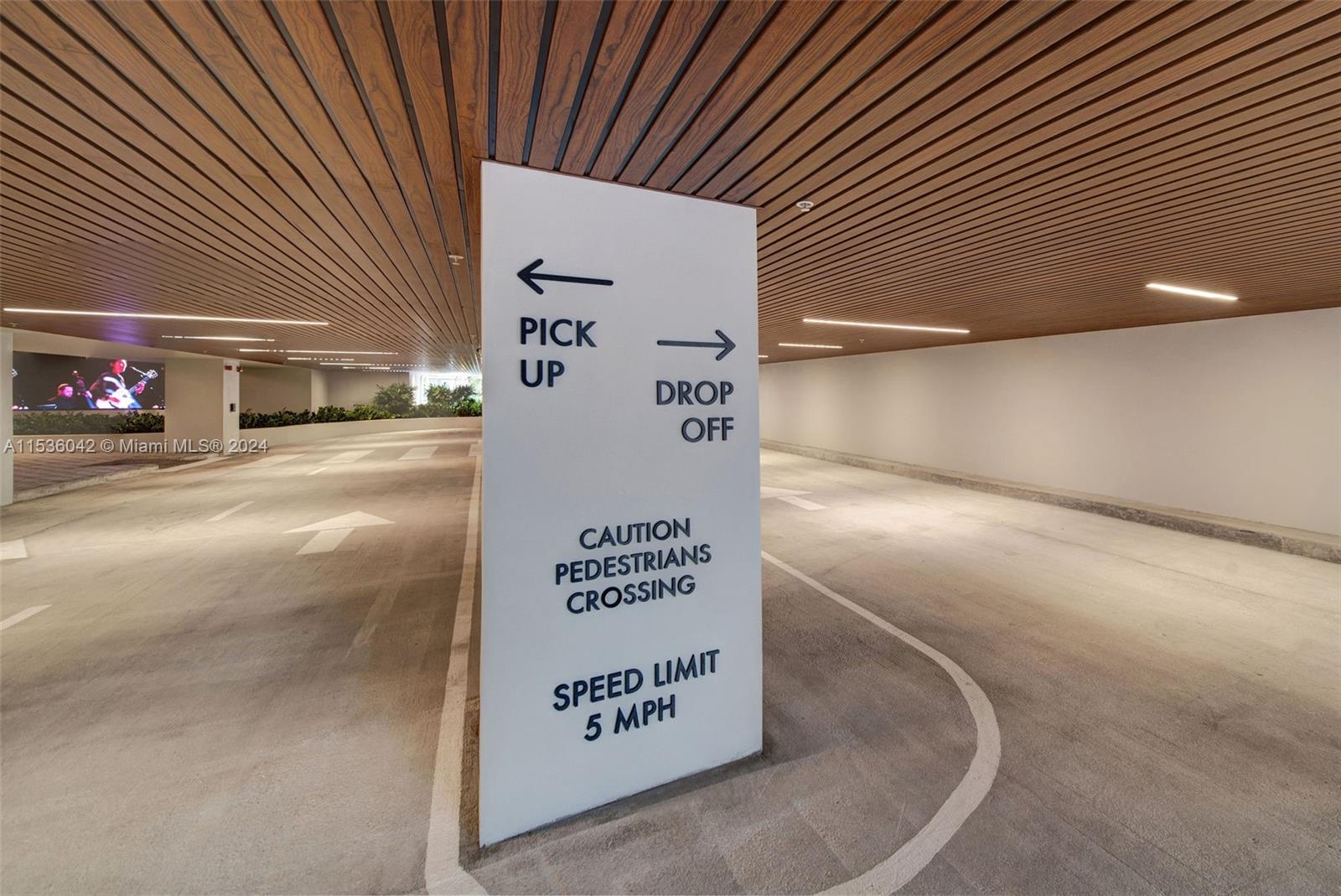 1500 Bay Rd N-1019, Miami Beach, Florida 33139, 1 Bedroom Bedrooms, ,1 BathroomBathrooms,Residentiallease,For Rent,1500 Bay Rd N-1019,A11536042