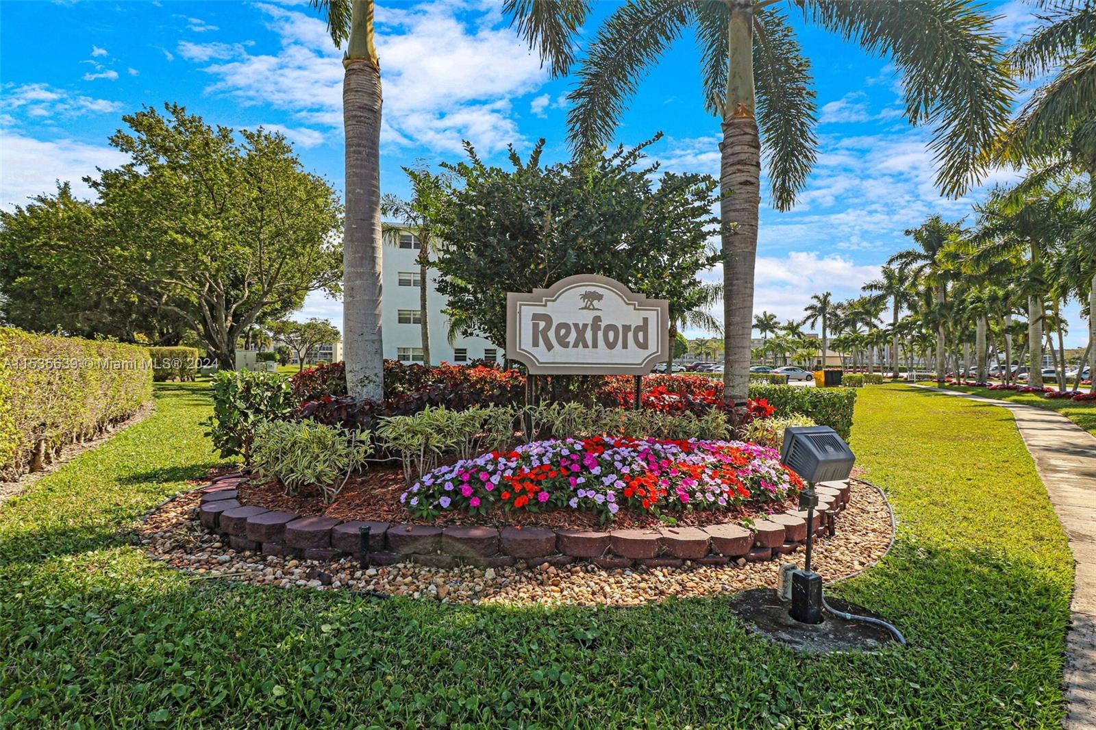 3051 Rexford C 3051, Boca Raton, FL 33434, 2 Bedrooms Bedrooms, ,2 BathroomsBathrooms,Residential,For Sale,Rexford C,A11535639