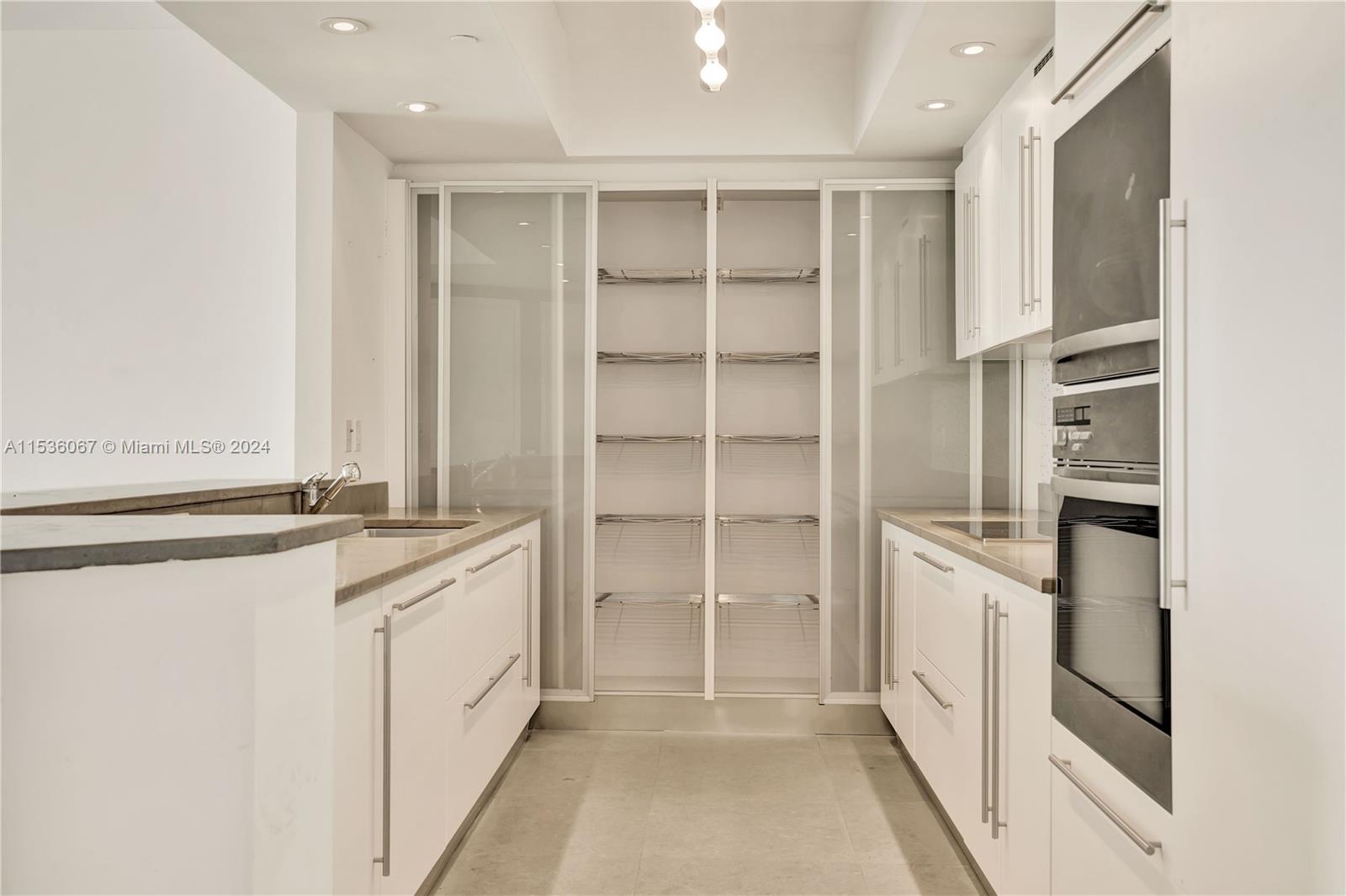 450 Alton Rd 3004, Miami Beach, Florida 33139, 2 Bedrooms Bedrooms, ,2 BathroomsBathrooms,Residentiallease,For Rent,450 Alton Rd 3004,A11536067