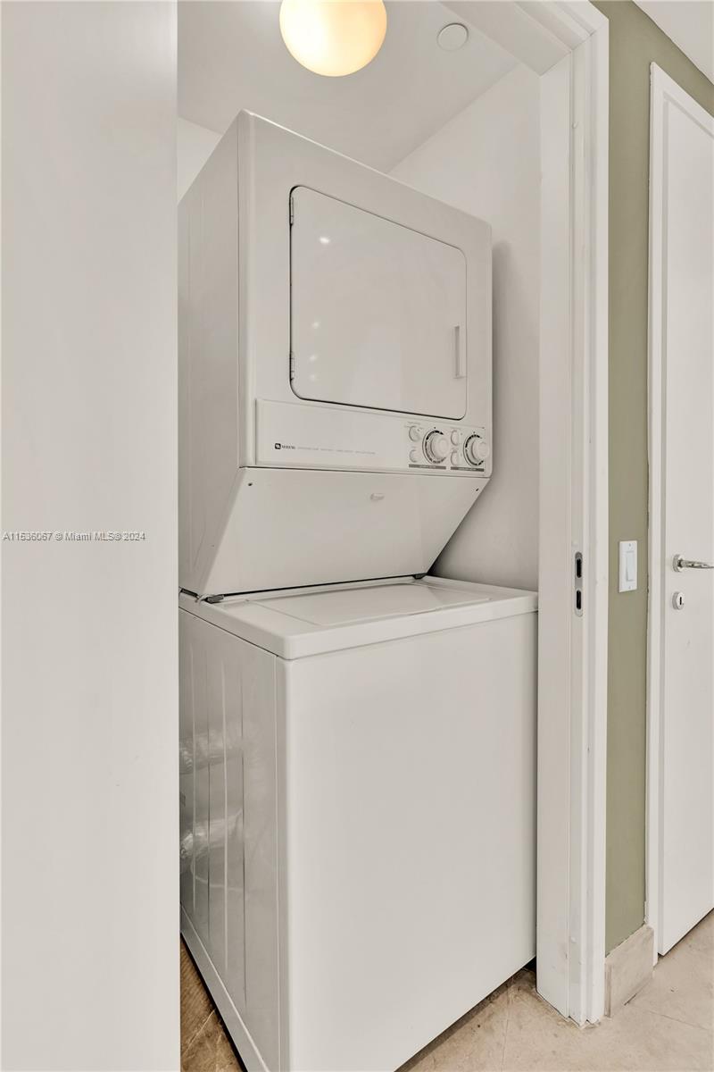 450 Alton Rd 3004, Miami Beach, Florida 33139, 2 Bedrooms Bedrooms, ,2 BathroomsBathrooms,Residentiallease,For Rent,450 Alton Rd 3004,A11536067