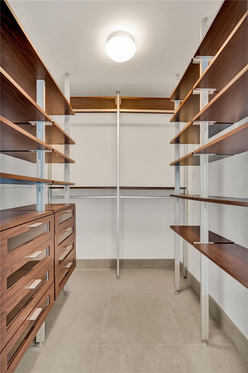 450 Alton Rd 3004, Miami Beach, Florida 33139, 2 Bedrooms Bedrooms, ,2 BathroomsBathrooms,Residentiallease,For Rent,450 Alton Rd 3004,A11536067