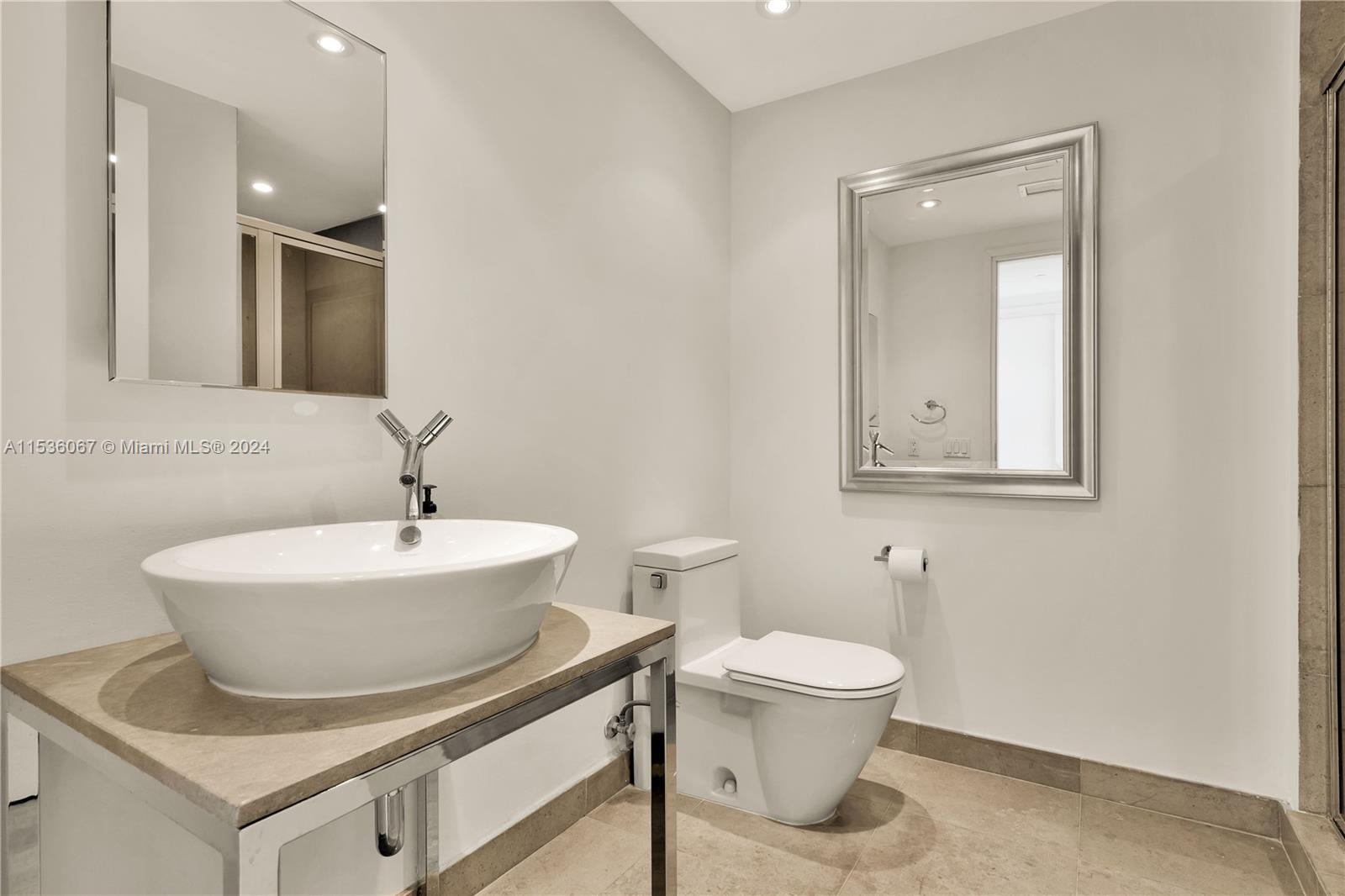 450 Alton Rd 3004, Miami Beach, Florida 33139, 2 Bedrooms Bedrooms, ,2 BathroomsBathrooms,Residentiallease,For Rent,450 Alton Rd 3004,A11536067