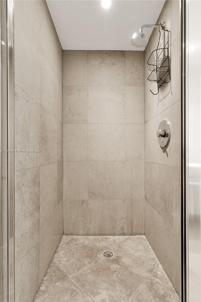 450 Alton Rd 3004, Miami Beach, Florida 33139, 2 Bedrooms Bedrooms, ,2 BathroomsBathrooms,Residentiallease,For Rent,450 Alton Rd 3004,A11536067