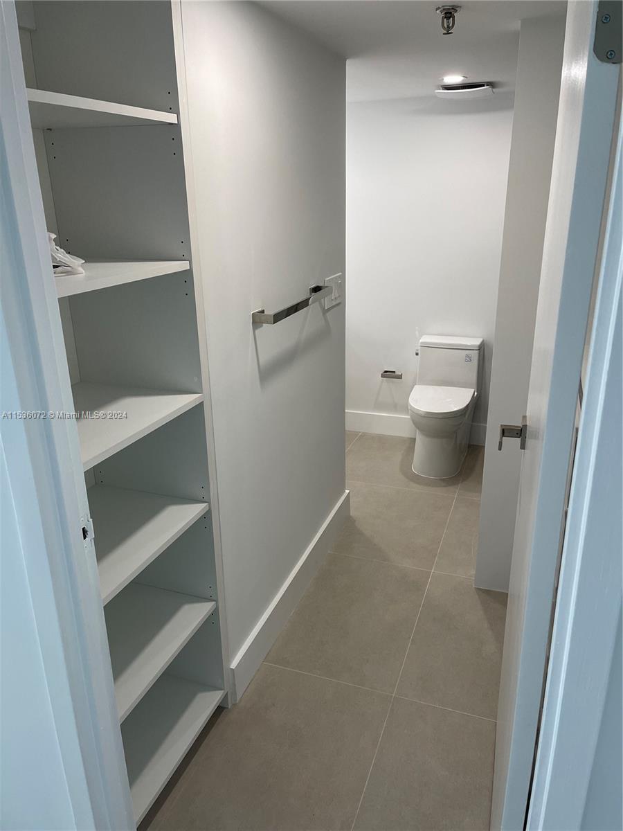 555 NE 15th St 512, Miami, Florida 33132, ,1 BathroomBathrooms,Residential,For Sale,555 NE 15th St 512,A11536072