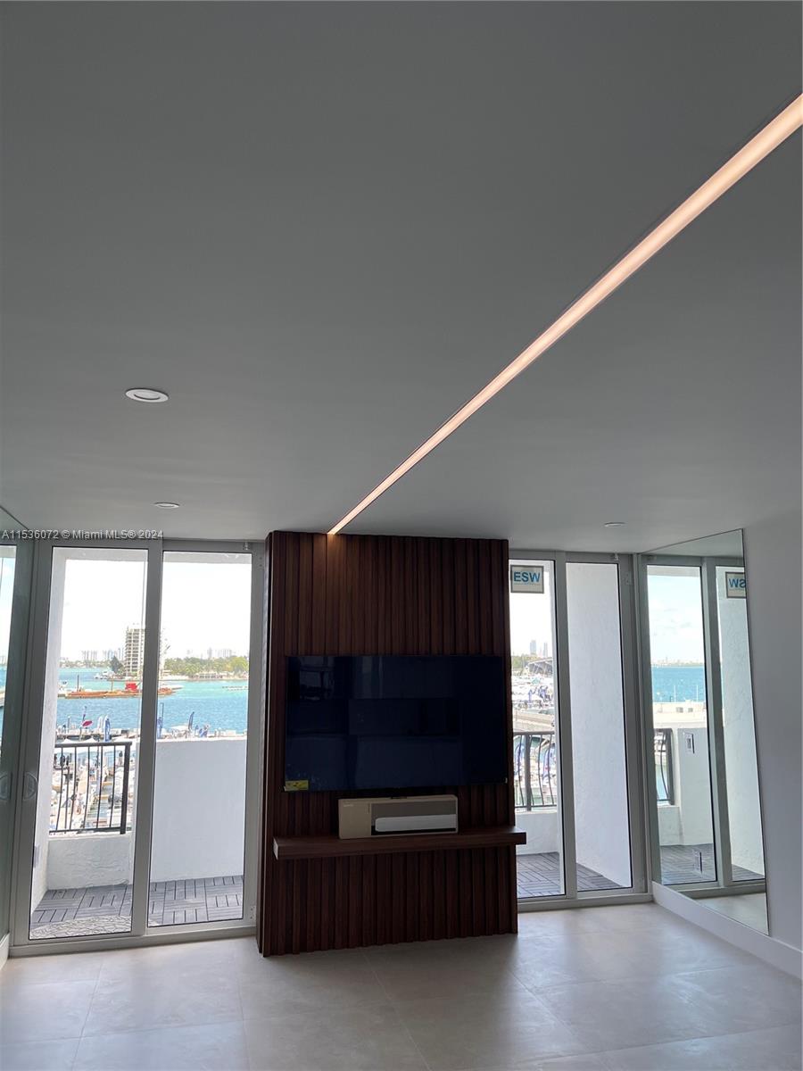 555 NE 15th St 512, Miami, Florida 33132, ,1 BathroomBathrooms,Residential,For Sale,555 NE 15th St 512,A11536072