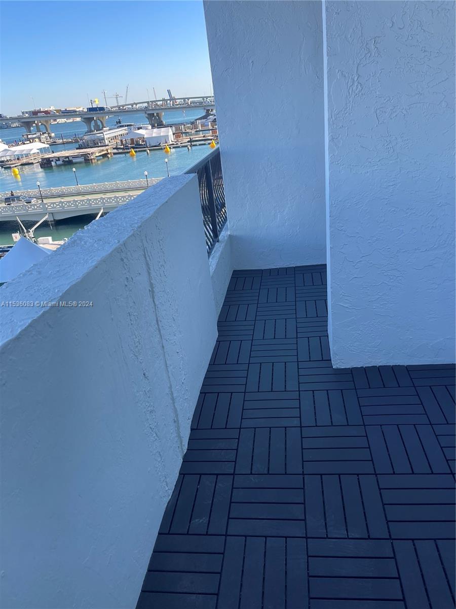 555 NE 15th St 512, Miami, Florida 33132, ,1 BathroomBathrooms,Residentiallease,For Rent,555 NE 15th St 512,A11536083