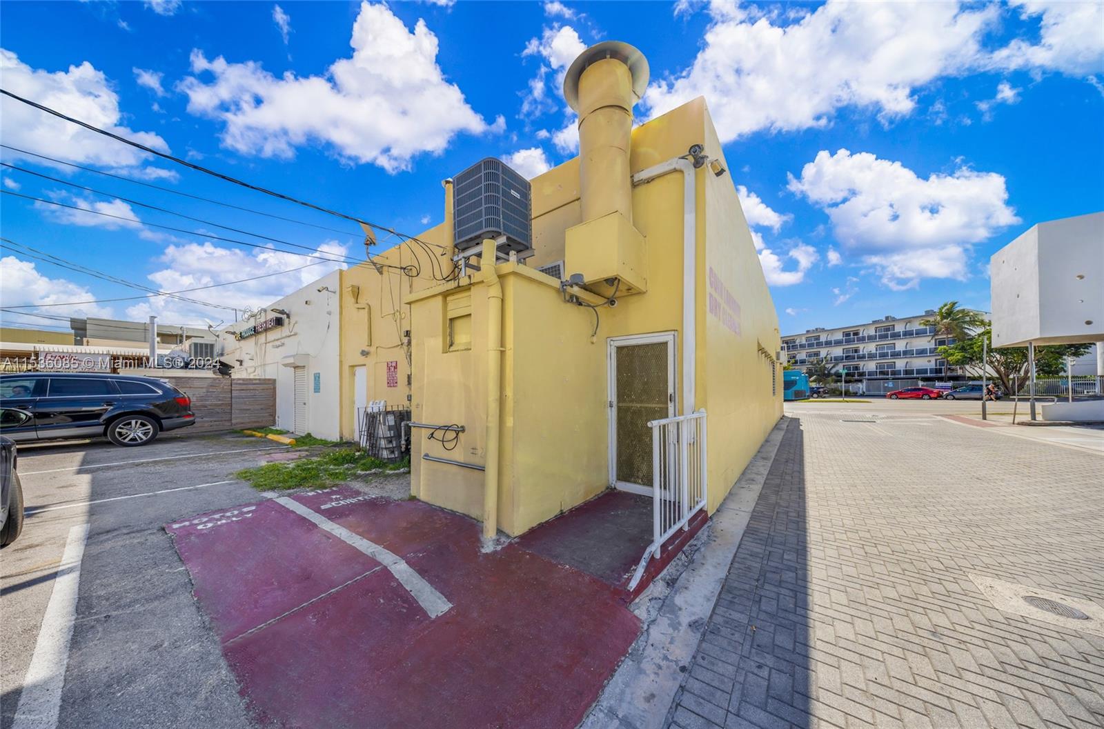 1975 71st St, Miami Beach, Florida 33141, ,Commercialsale,For Sale,1975 71st St,A11536085