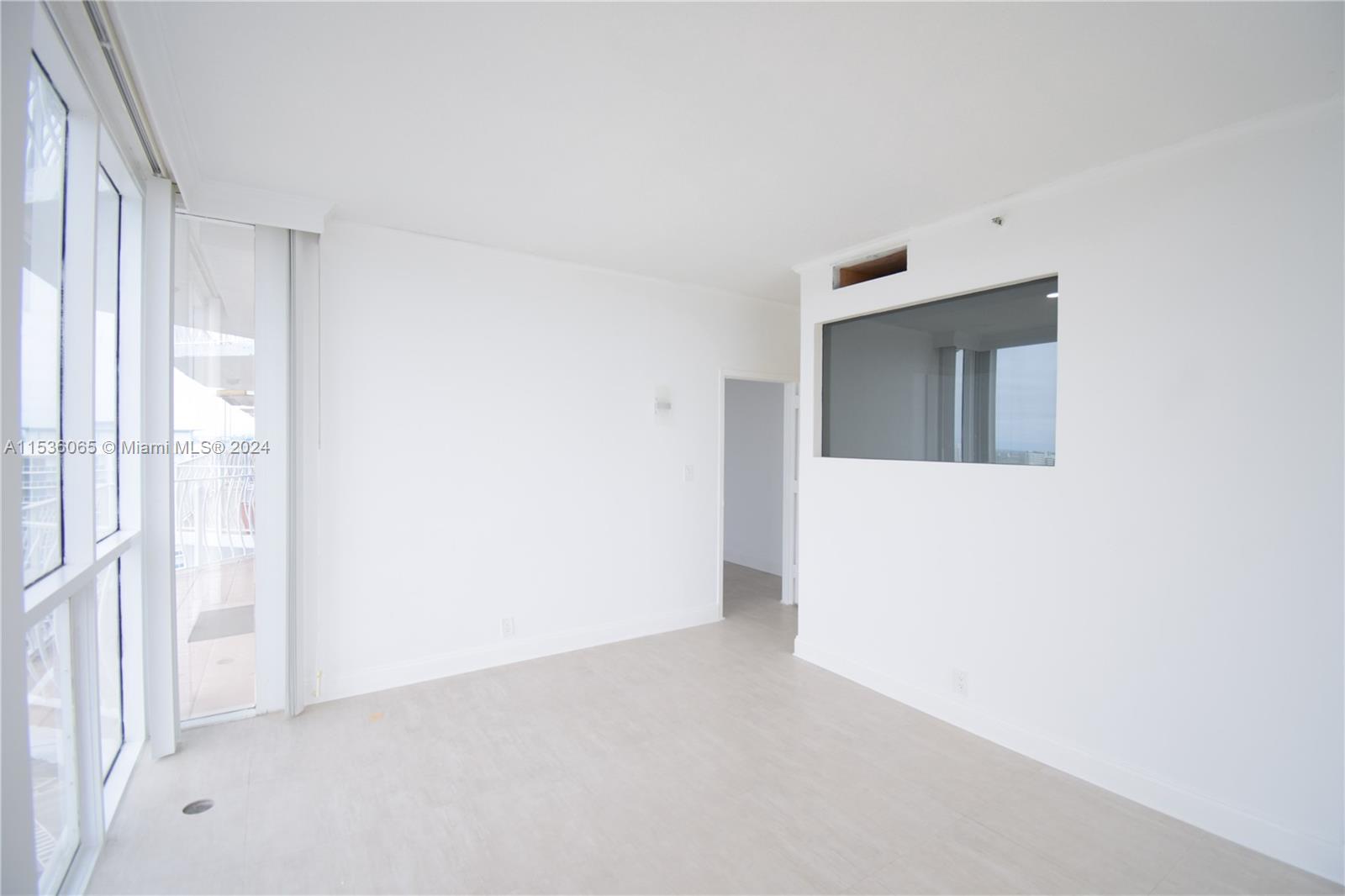 7601 E Treasure Dr PH105, North Bay Village, Florida 33141, 2 Bedrooms Bedrooms, ,2 BathroomsBathrooms,Residentiallease,For Rent,7601 E Treasure Dr PH105,A11536065