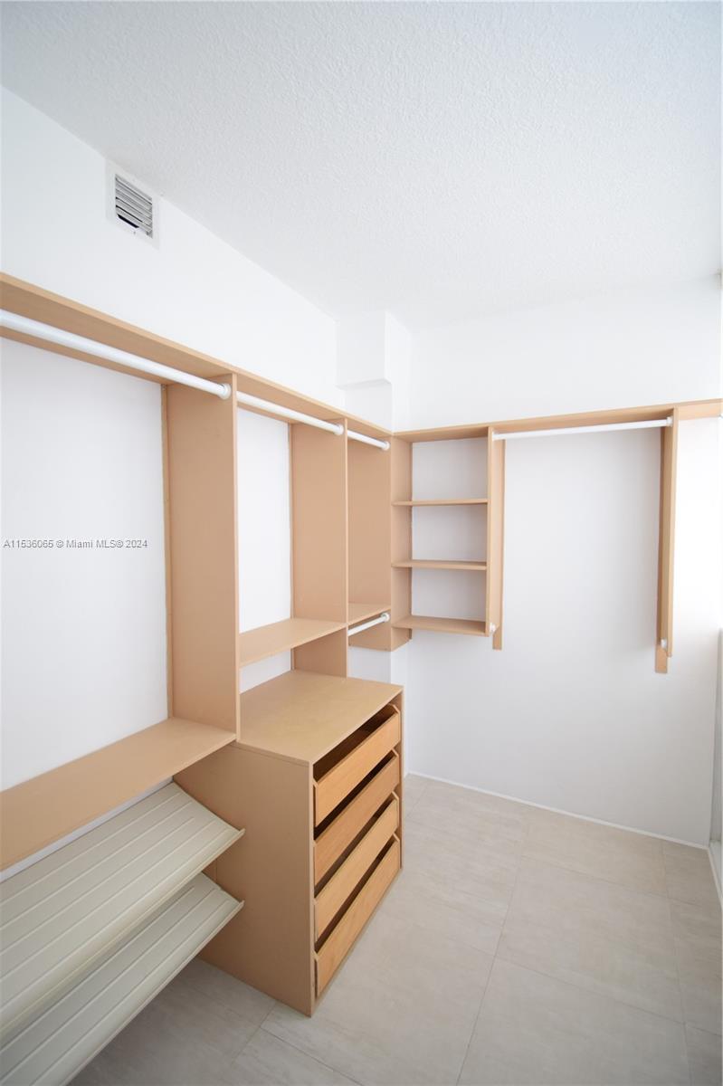 7601 E Treasure Dr PH105, North Bay Village, Florida 33141, 2 Bedrooms Bedrooms, ,2 BathroomsBathrooms,Residentiallease,For Rent,7601 E Treasure Dr PH105,A11536065