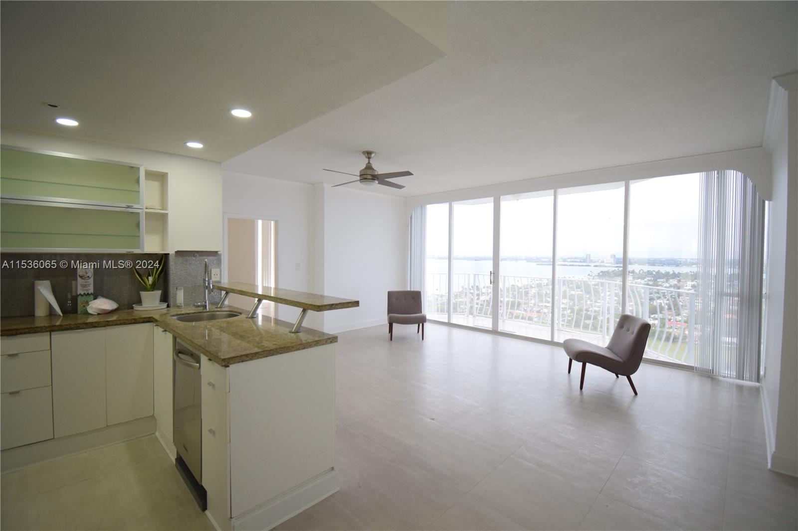 7601 E Treasure Dr PH105, North Bay Village, Florida 33141, 2 Bedrooms Bedrooms, ,2 BathroomsBathrooms,Residentiallease,For Rent,7601 E Treasure Dr PH105,A11536065