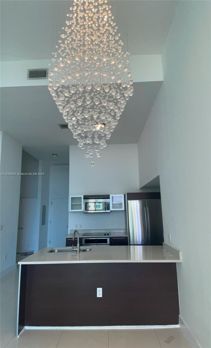 1900 N Bayshore Dr 811, Miami, Florida 33132, 1 Bedroom Bedrooms, ,1 BathroomBathrooms,Residentiallease,For Rent,1900 N Bayshore Dr 811,A11536091