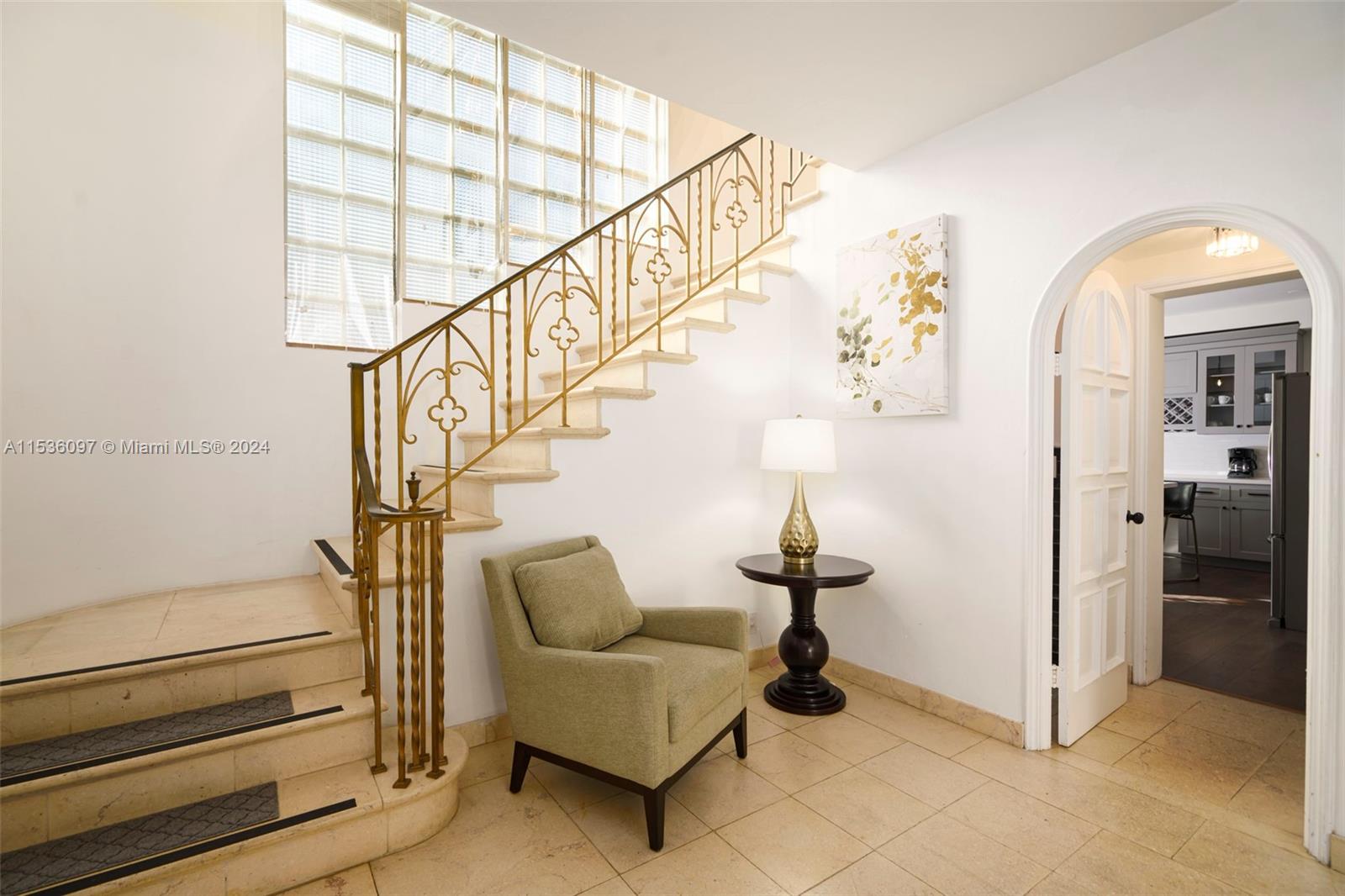 1555 Hollywood Blvd, Hollywood, Florida 33020, 7 Bedrooms Bedrooms, ,4 BathroomsBathrooms,Residential,For Sale,1555 Hollywood Blvd,A11536097