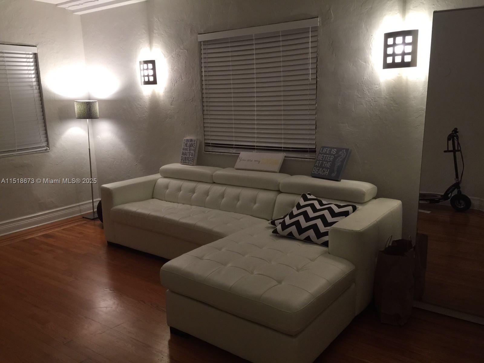 1620 Pennsylvania Ave 206, Miami Beach, Florida 33139, 1 Bedroom Bedrooms, ,1 BathroomBathrooms,Residential,For Sale,1620 Pennsylvania Ave 206,A11518673