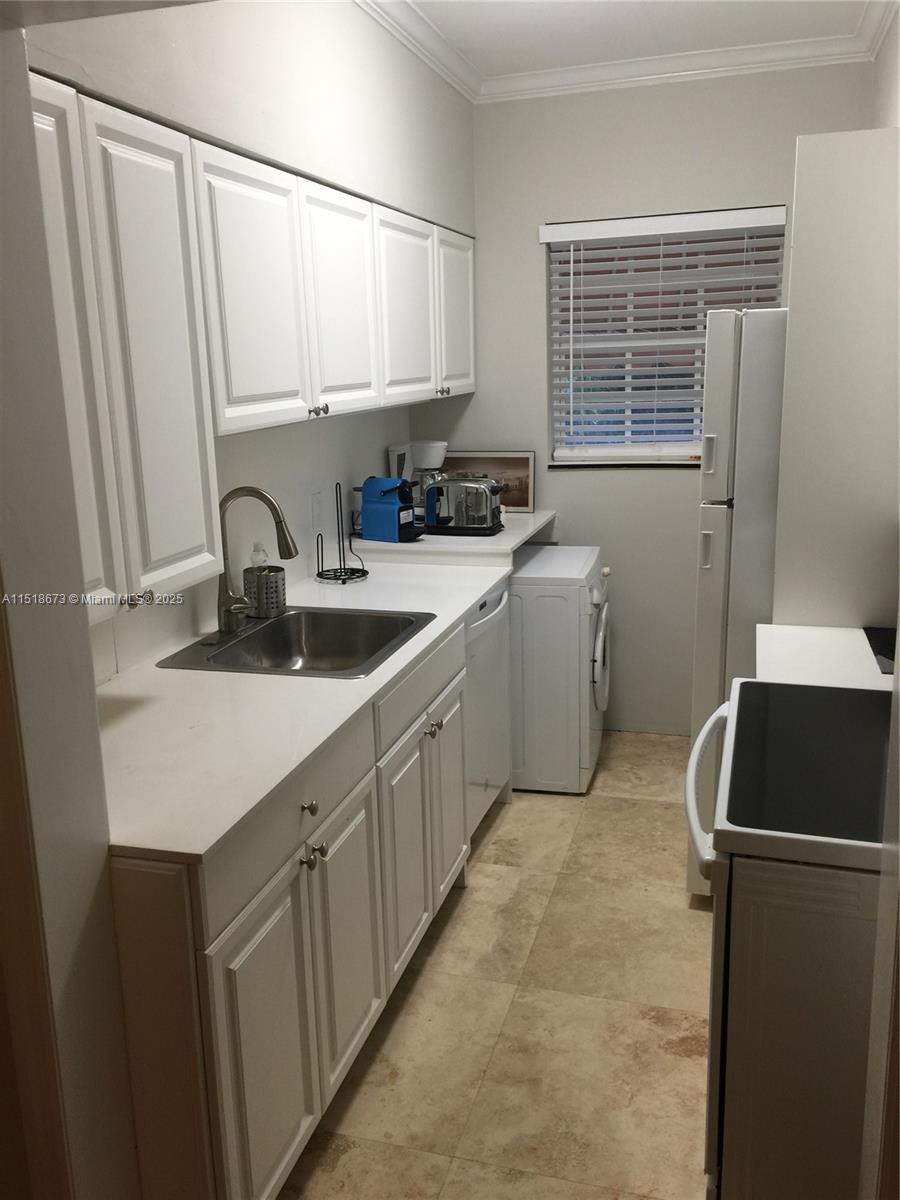 1620 Pennsylvania Ave 206, Miami Beach, Florida 33139, 1 Bedroom Bedrooms, ,1 BathroomBathrooms,Residential,For Sale,1620 Pennsylvania Ave 206,A11518673
