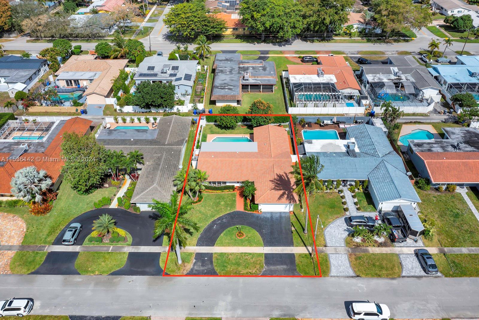 4815 Roosevelt St, Hollywood, Florida 33021, 3 Bedrooms Bedrooms, ,2 BathroomsBathrooms,Residential,For Sale,4815 Roosevelt St,A11536142