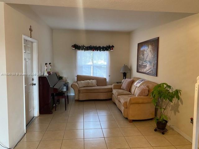 980 144th Ave, Pembroke Pines, FL, 33027 United States, 3 Bedrooms Bedrooms, ,2 BathroomsBathrooms,Residential,For Sale,144th Ave,A11536139