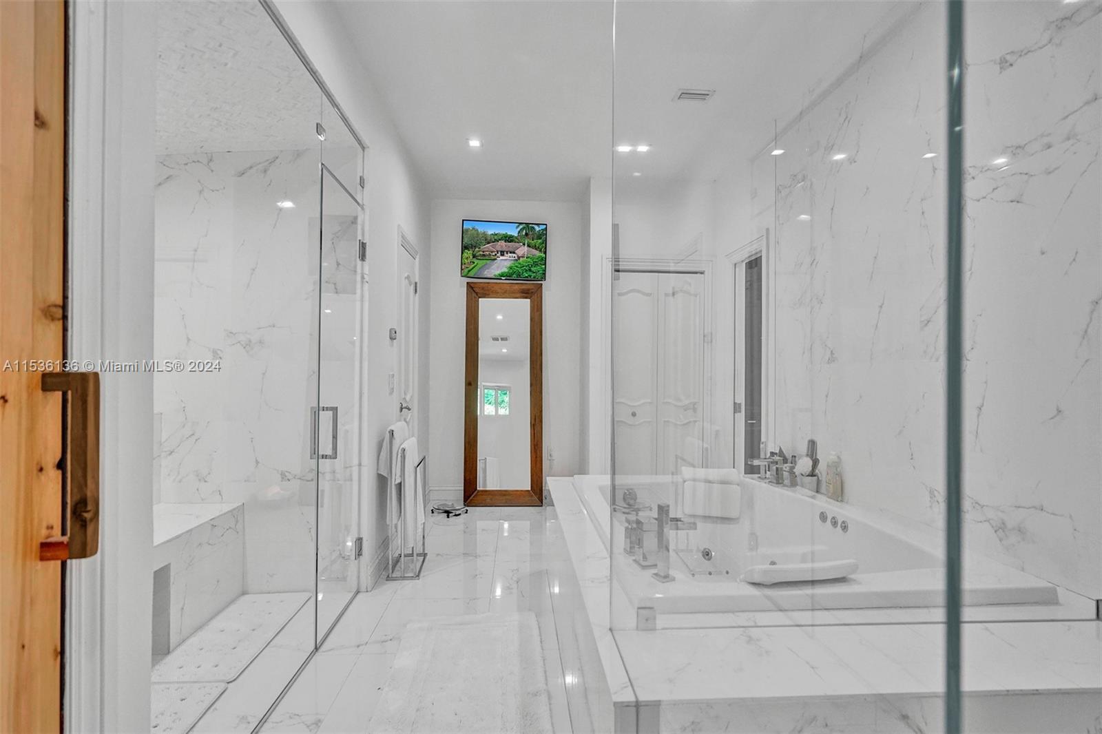 6650 112th St, Pinecrest, FL, 33156 United States, 5 Bedrooms Bedrooms, ,4 BathroomsBathrooms,Residential,For Sale,112th St,A11536136