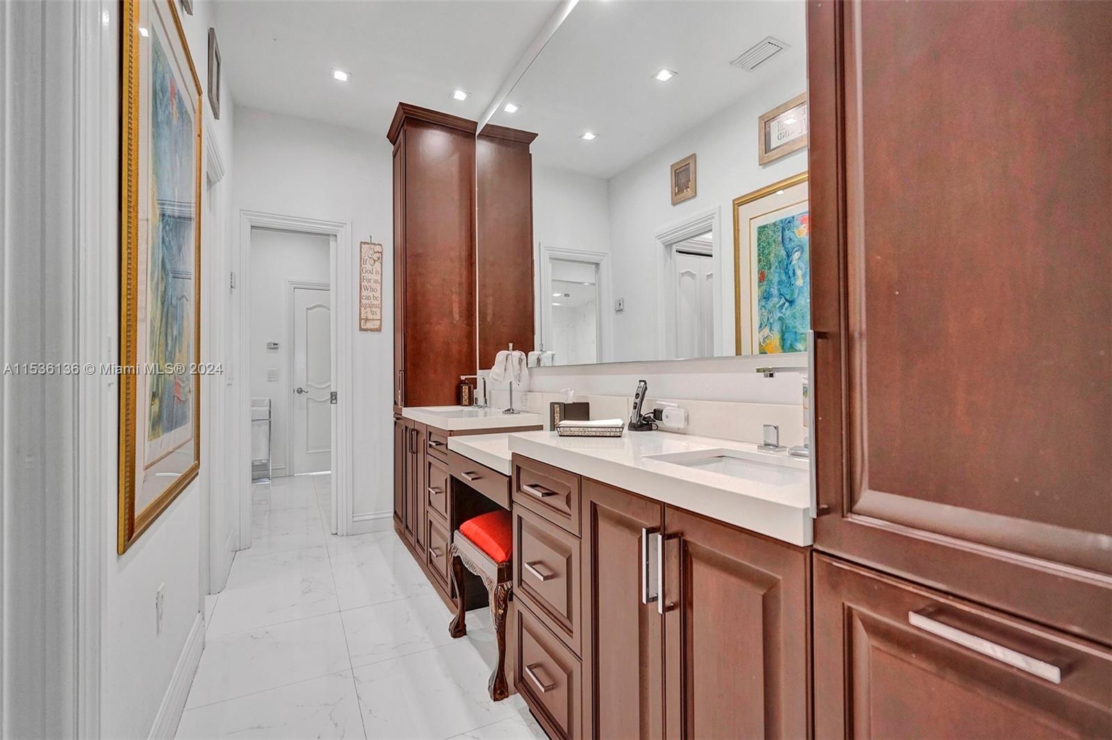 Master Bathroom Vanity