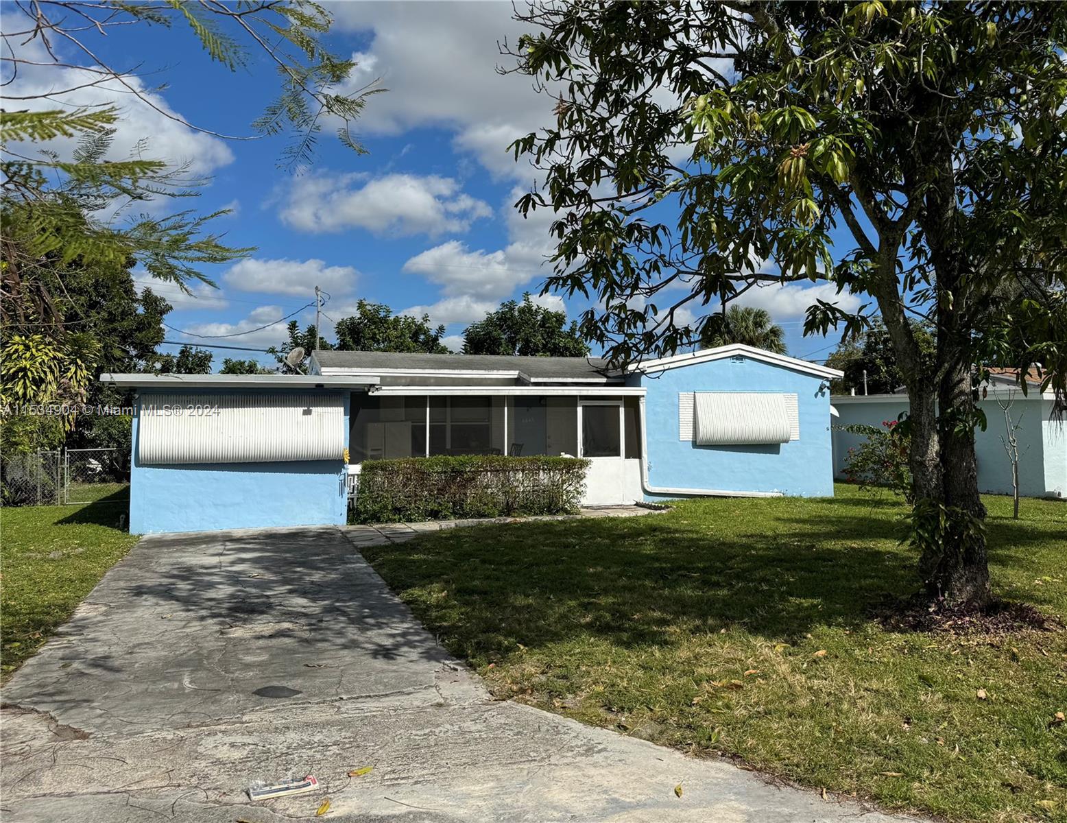 6445 SW 19th St  For Sale A11534904, FL