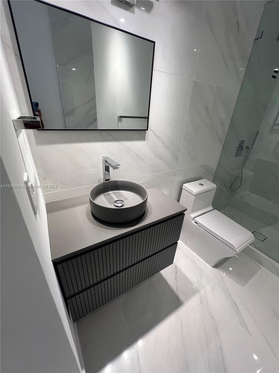 2030 S Ocean Dr 2221, Hallandale Beach, Florida 33009, 2 Bedrooms Bedrooms, ,2 BathroomsBathrooms,Residential,For Sale,2030 S Ocean Dr 2221,A11535658