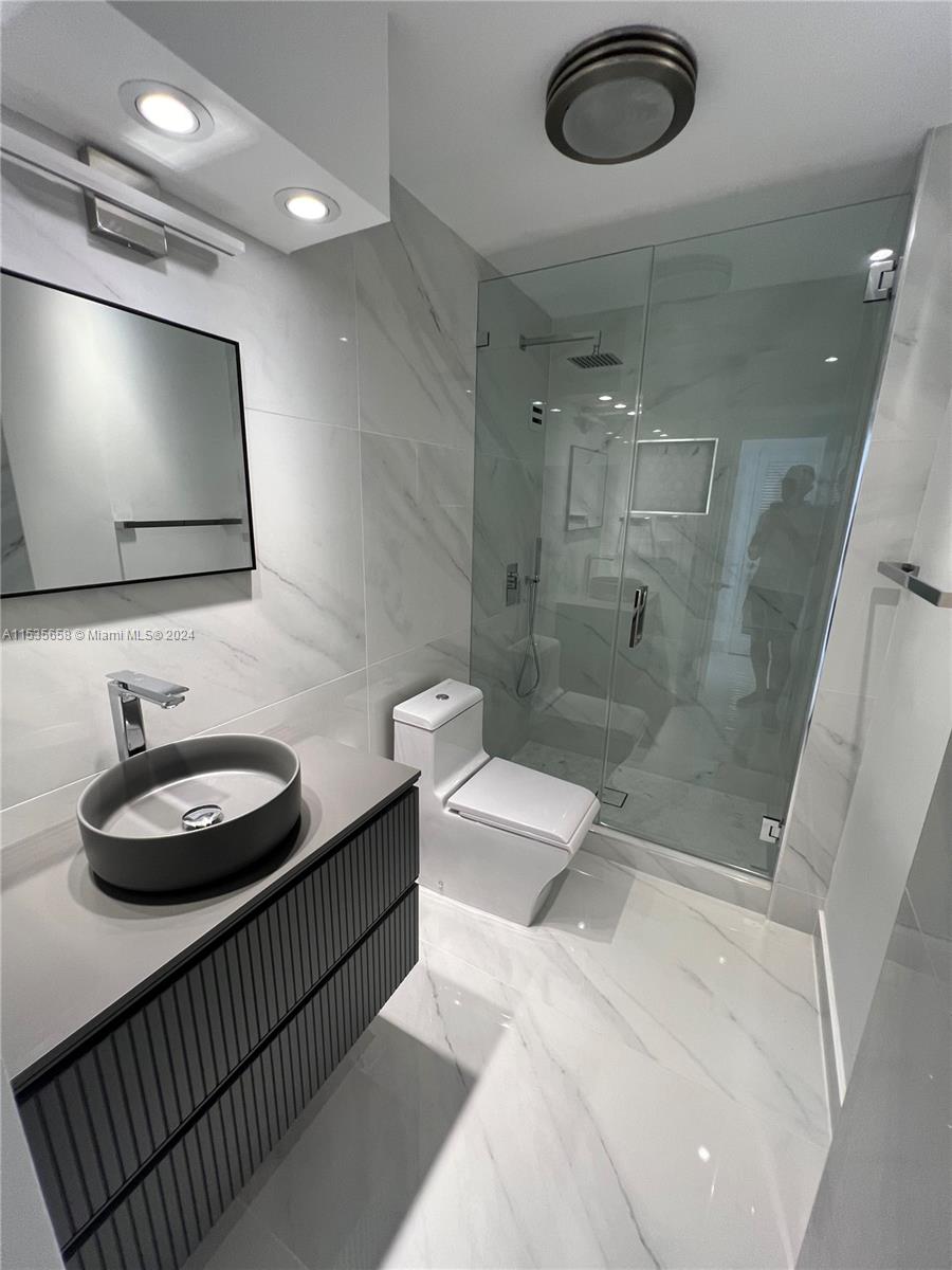 2030 S Ocean Dr 2221, Hallandale Beach, Florida 33009, 2 Bedrooms Bedrooms, ,2 BathroomsBathrooms,Residential,For Sale,2030 S Ocean Dr 2221,A11535658