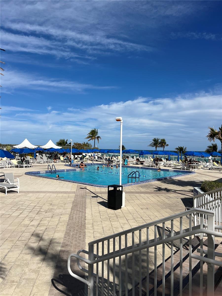 2030 S Ocean Dr 2221, Hallandale Beach, Florida 33009, 2 Bedrooms Bedrooms, ,2 BathroomsBathrooms,Residential,For Sale,2030 S Ocean Dr 2221,A11535658